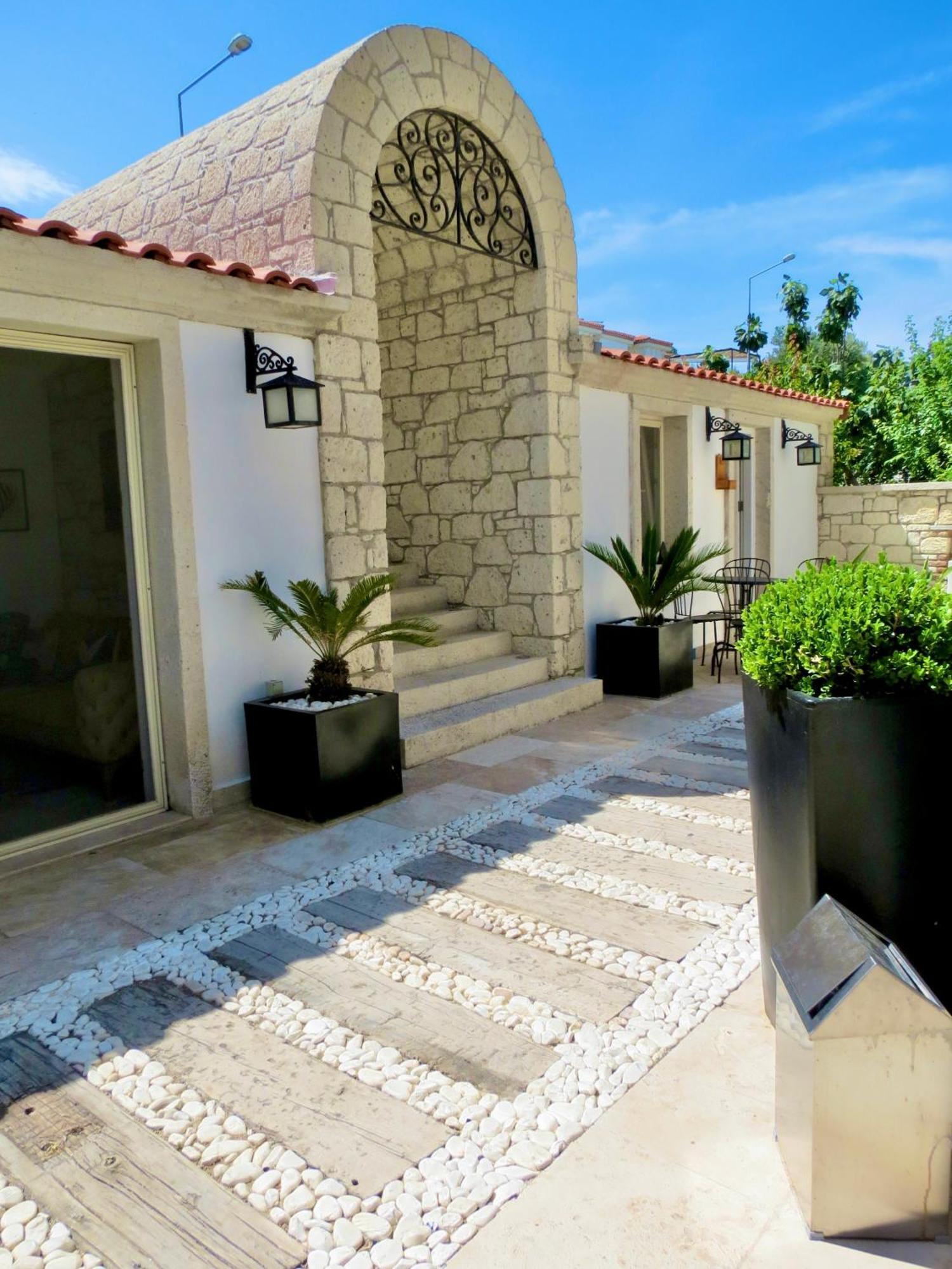 Fedora Otel Alaçatı Luaran gambar
