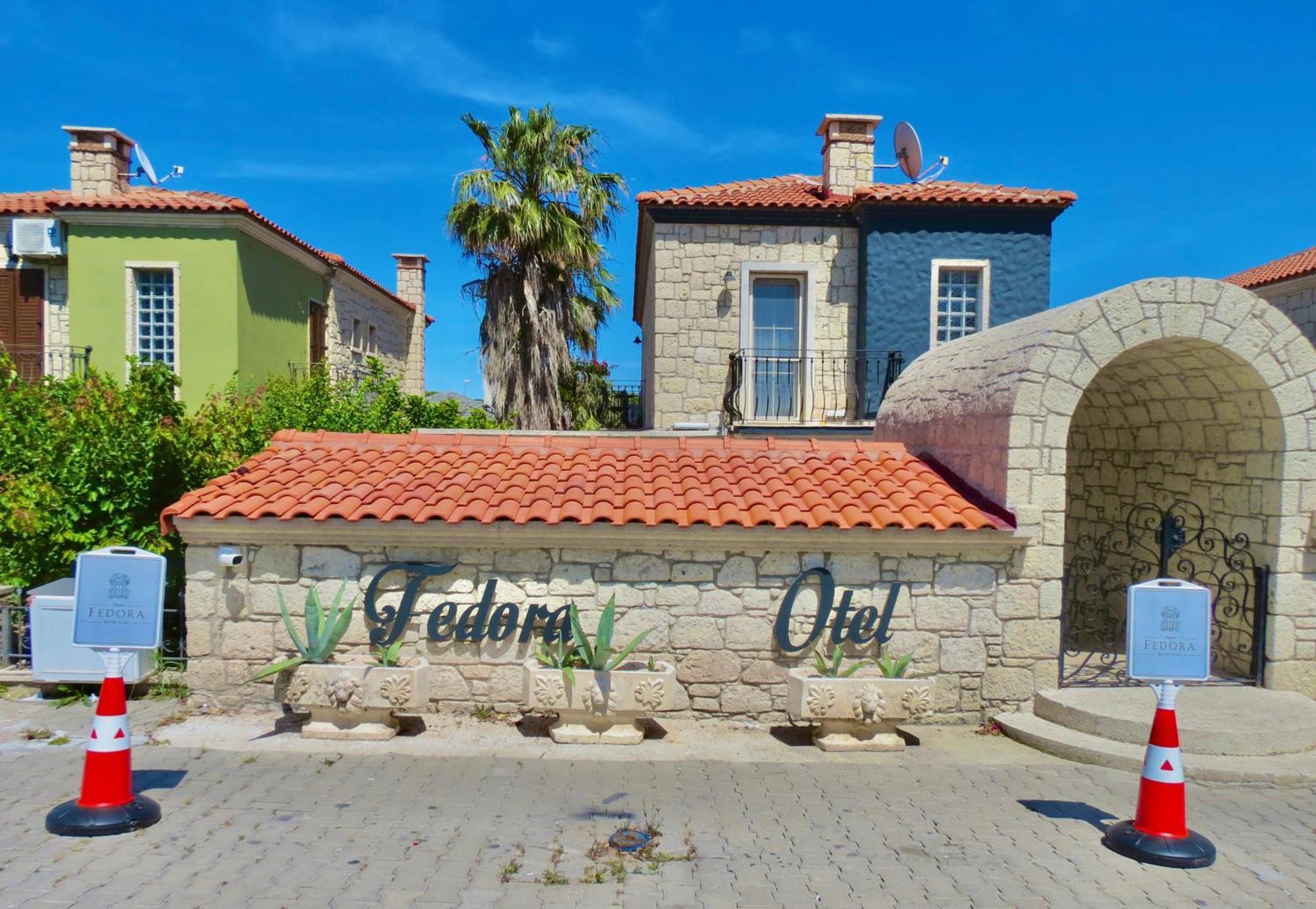 Fedora Otel Alaçatı Luaran gambar
