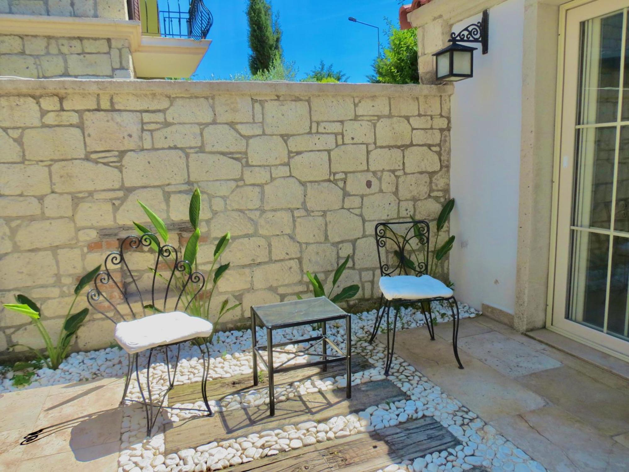 Fedora Otel Alaçatı Luaran gambar